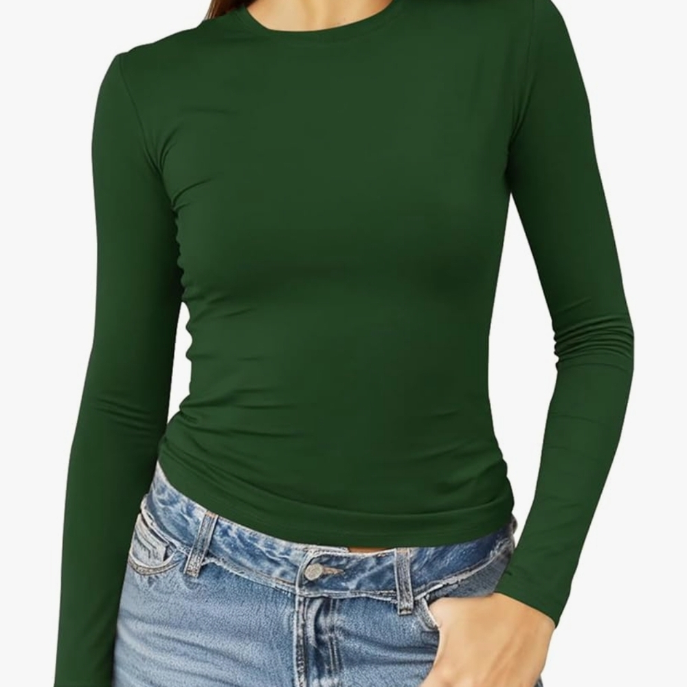 BNWT Women's Green Long Sleeve Top